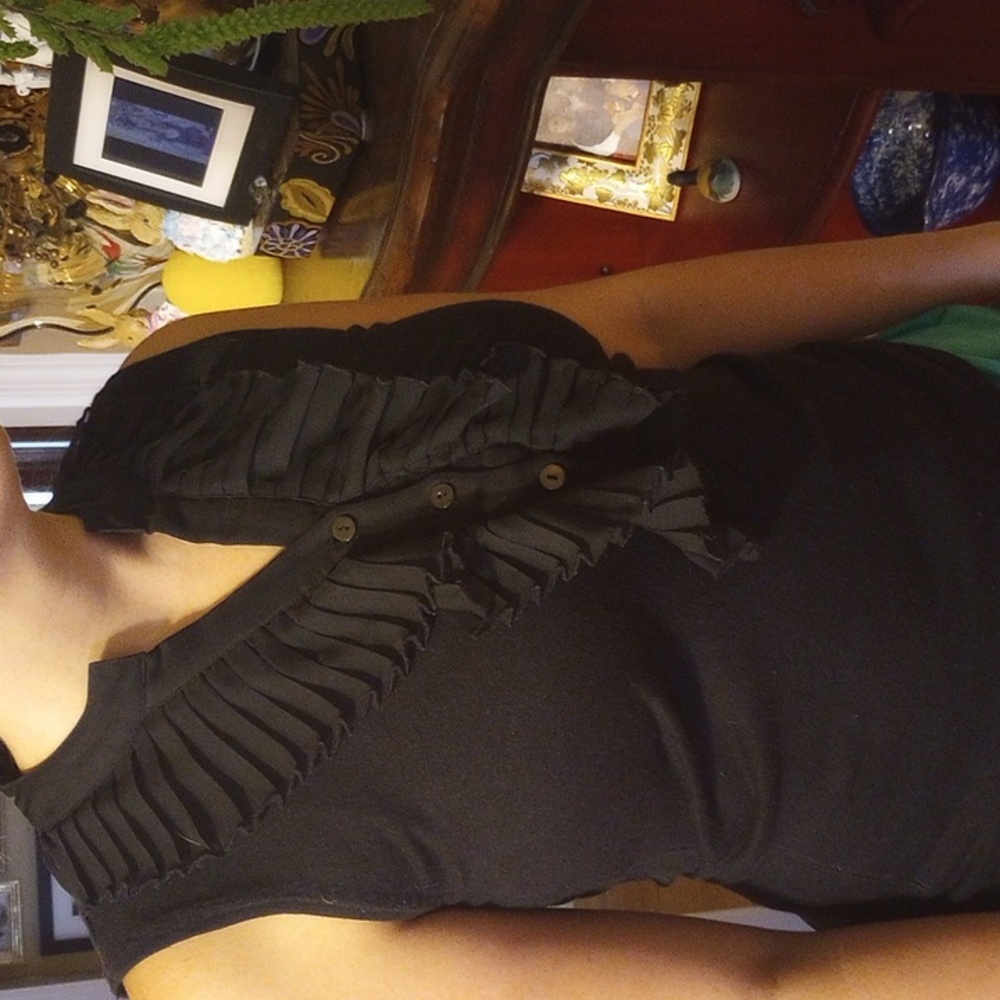Cache Black Sleeveless Ruffle Sweater - Picture 2 of 8